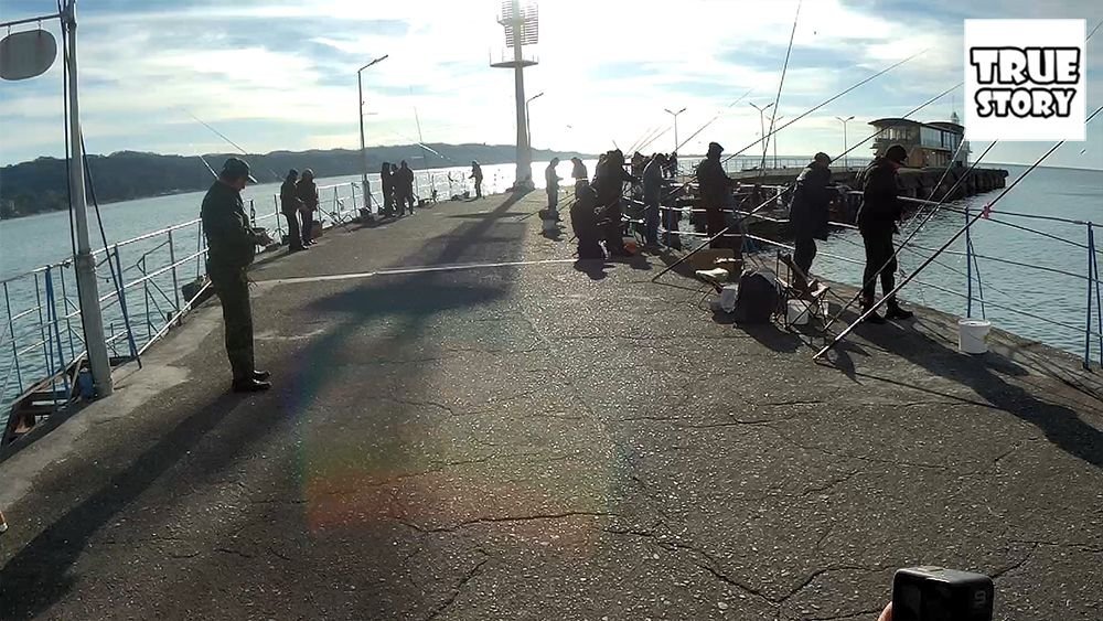 Абхазия Бездельники или хозяева жизни? Посмотрел, чем