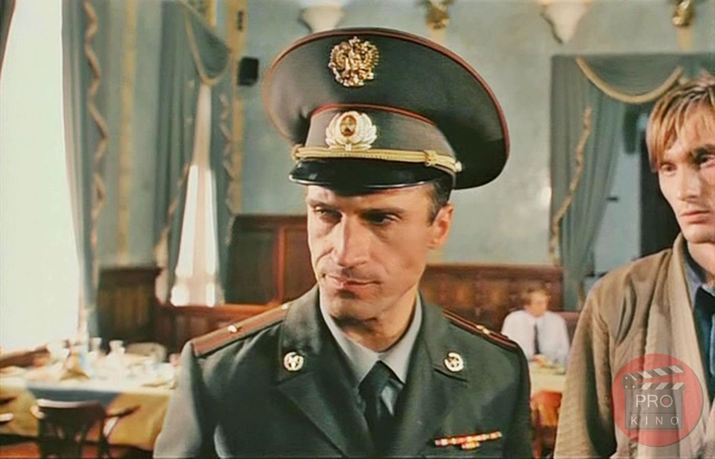 дмб особист. иван охлобыстин в фильме дмб. дмб особист. дмб особист. продолжайте наблюдение.