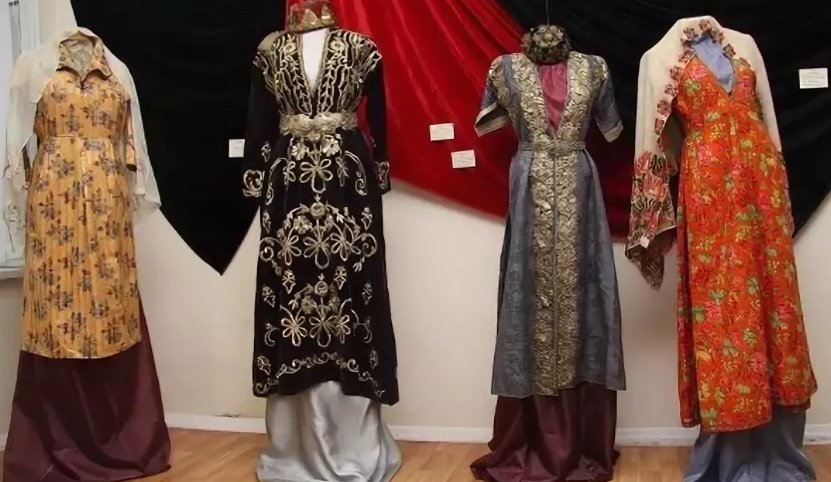 Казанское ханство народы татары костюмы. Казанское ханство одежда 16 века. Ханства одежда. Одежда татар крымского ханства. Сибирские татары национальный костюм сибири.