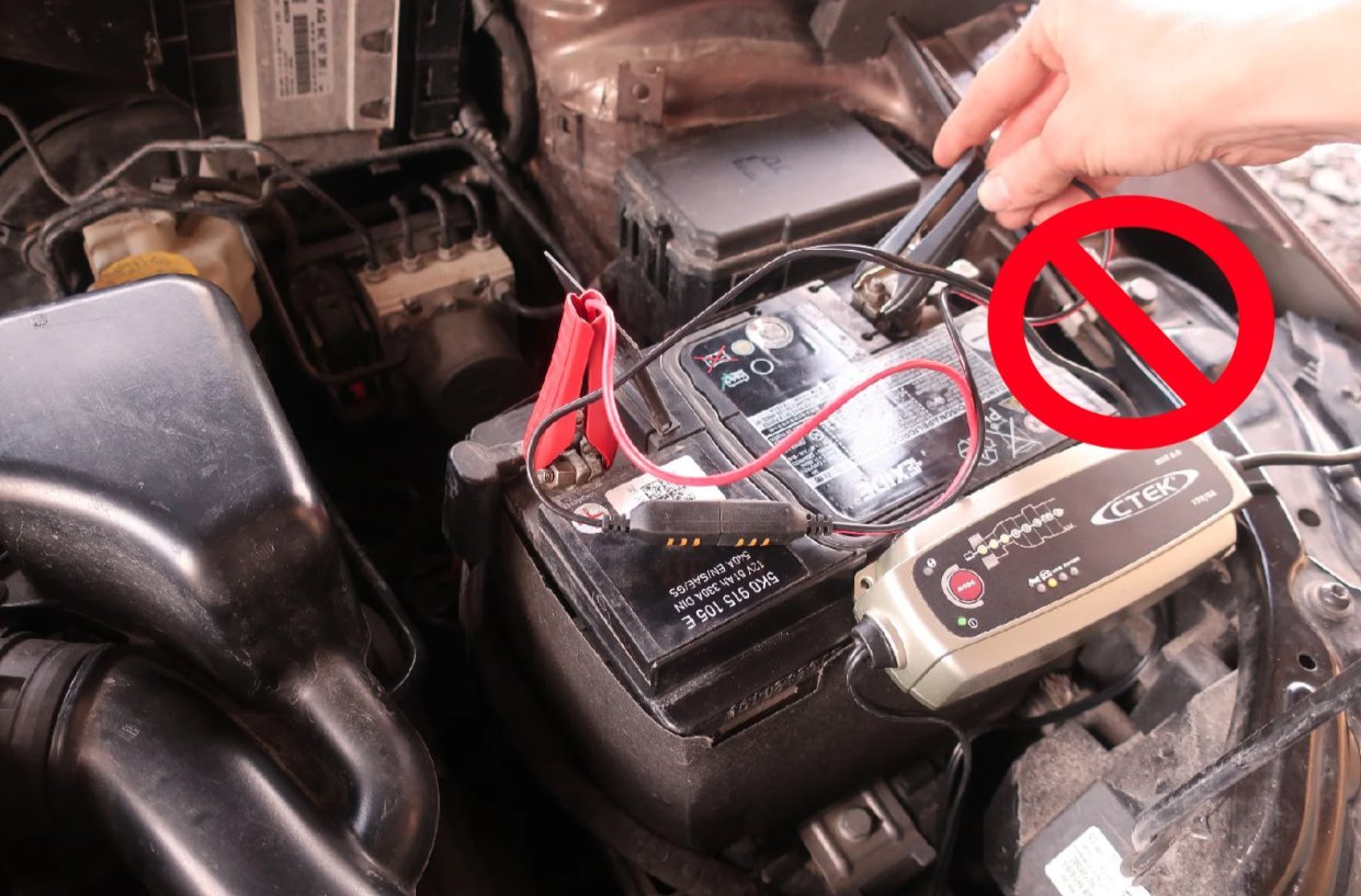 Аккумулятор ваз 2111. Утеплитель акб 279х255х530. Клемма минусовая на opel astra h. Рено логан 2 реле зарядки аккумулятора. Выкипел аккумулятор.