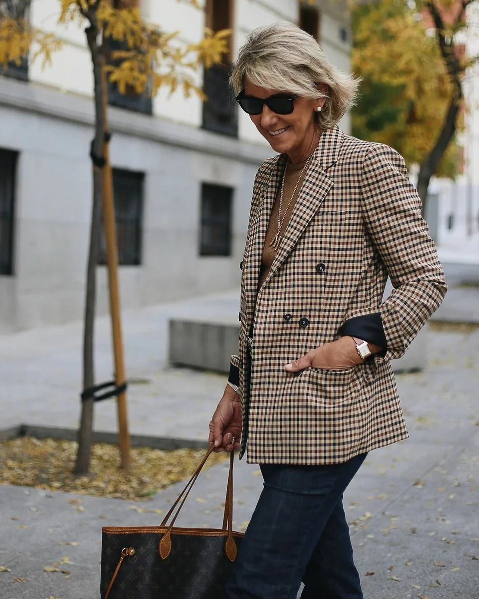 Мода одежда для женщин 50 лет