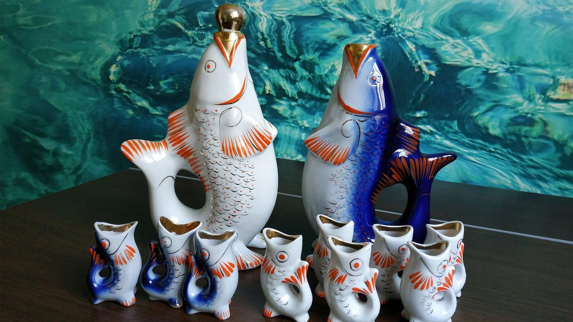 Рыба фарфор. Фарфоровые рыбки. Фарфоровый набор рыбки. Набор рыба с рыбками фарфор. Набор рыбок фарфор СССР.