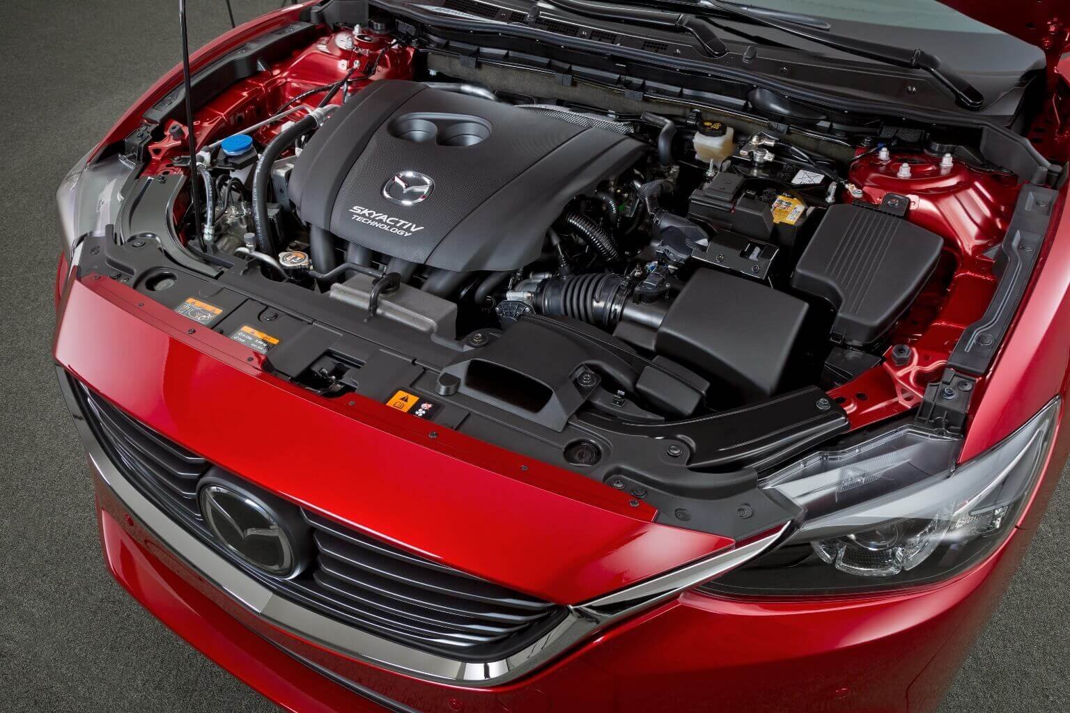 Мотор автомобили с пробегом. Mazda 6 2021 под капотом. Mazda 6 2017 под капотом. Мазда 6 2013 под капотом. Mazda 6 GJ под капотом.