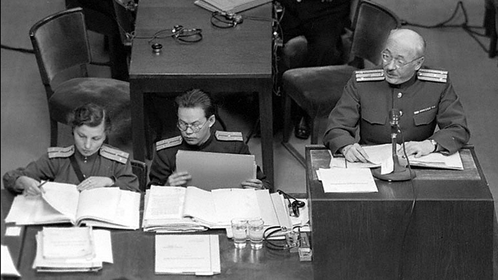 Международный военный трибунал в нюрнберге проходил. Нюрнбергский трибунал 1945. Международный военный трибунал 1945. Военный трибунал в Нюрнберге. Трибунал в Нюрнберге 1945.