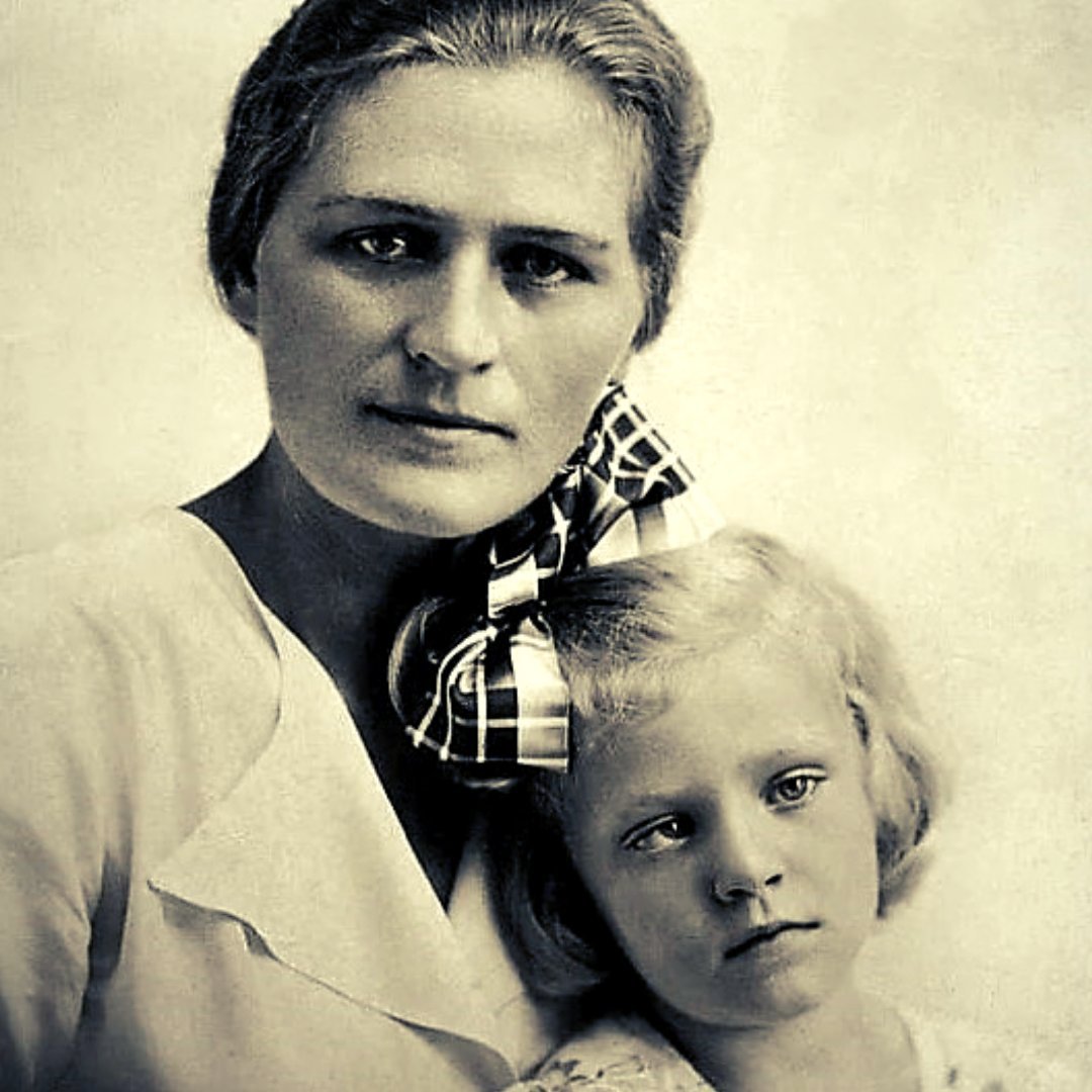Мать Анны Герман