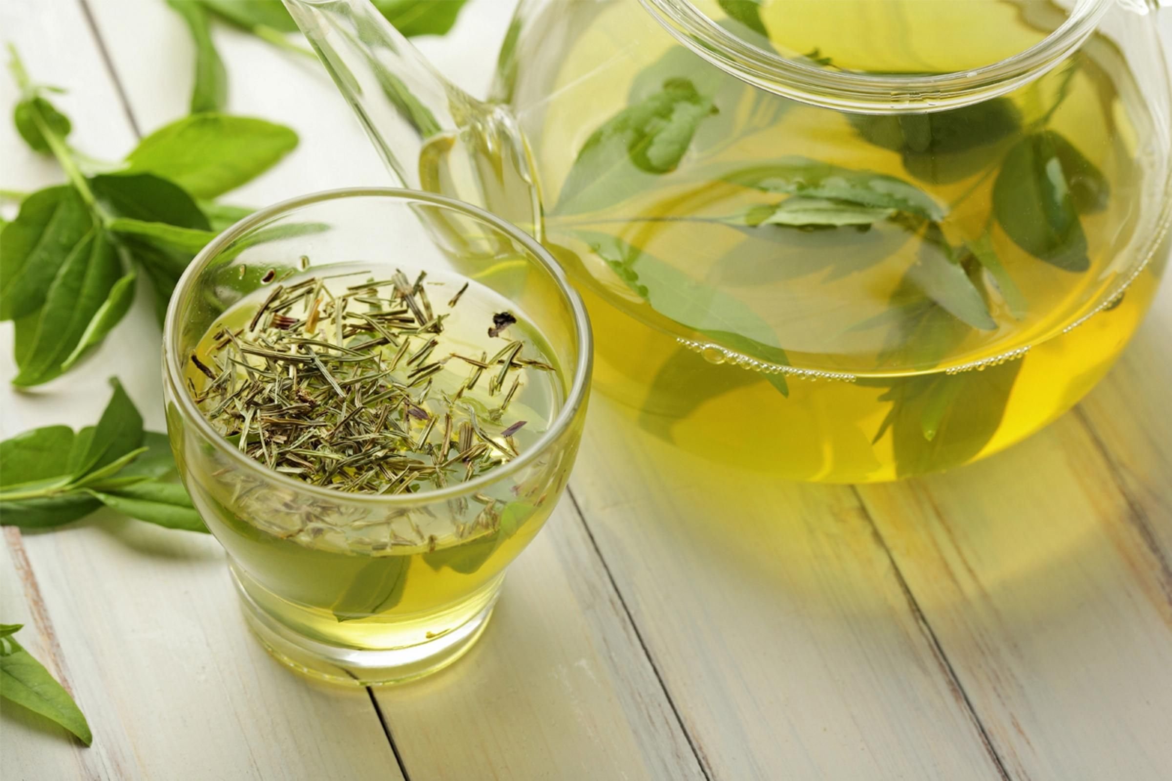 Пшеничный чай. Чай зеленый "чай Великого императора". Зеленый травяной чай. Чай из трав зеленый. Травяной настой.