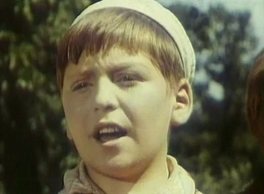 Актер бронзов. Бронзовая птица генка. Актер бронзов. Актер бронзов. Актер бронзов.