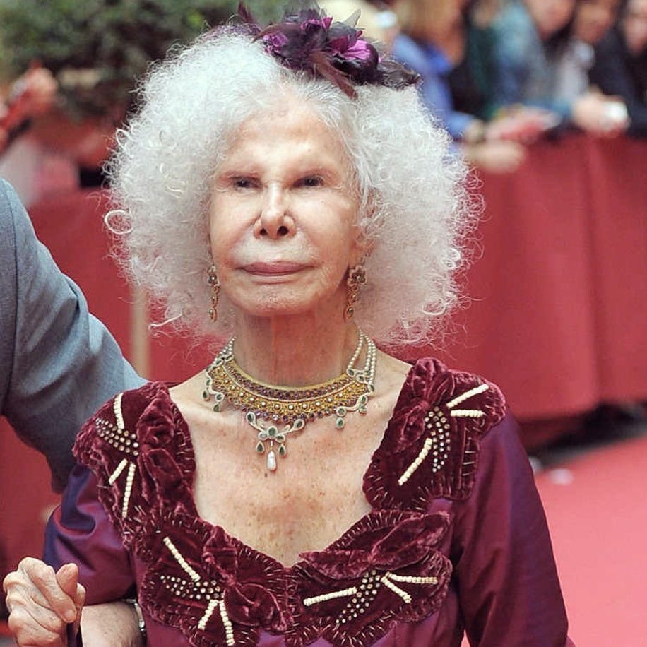 герцогиня 18. герцогиня 18. каэтана фитц-джеймс стюарт альба. герцогиня 18. мария дель росарио каэтана герцогиня альба.