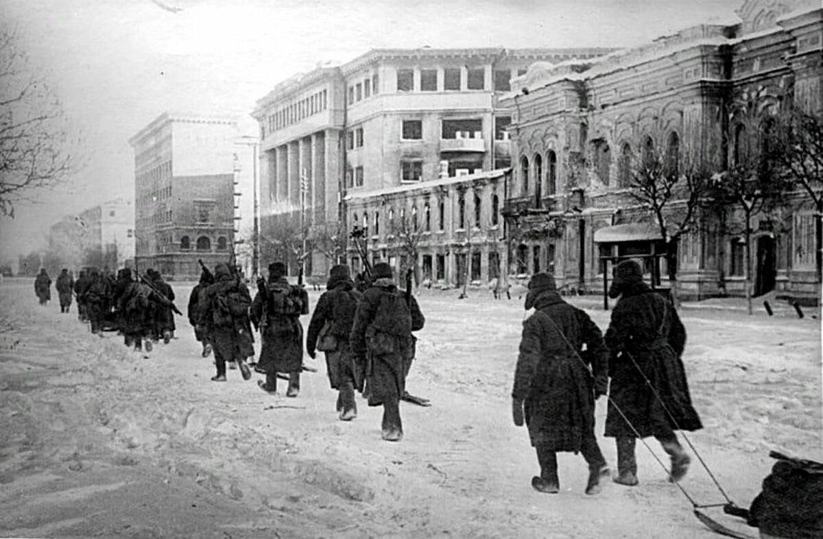 Оккупация воронежа. Воронеж январь 1943. Проспект революции Воронеж Великая Отечественная война. Освобождение Воронежа 1943 год. Воронеж в годы Великой Отечественной.