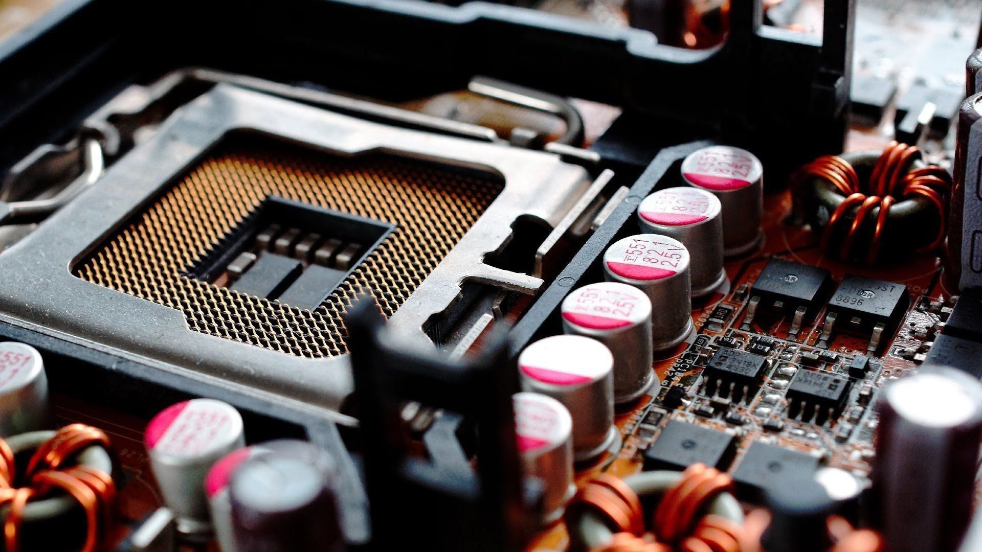 Uhd processor. Компьютерное железо. Процессор. Процессор HD. Материнская плата.