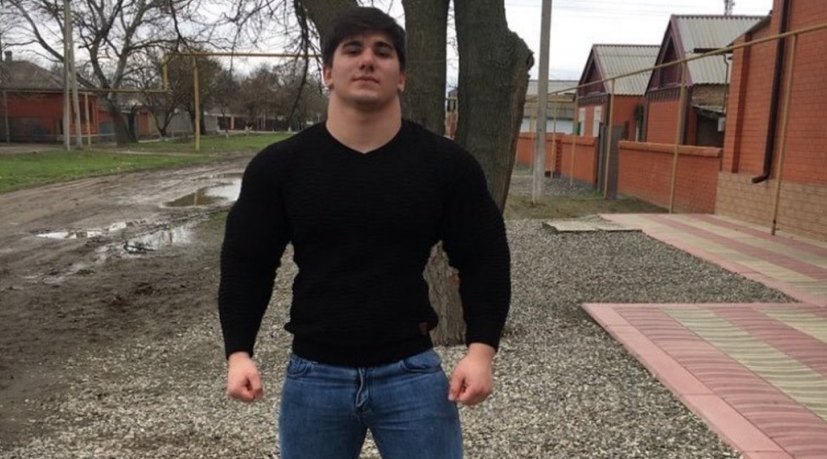 Кавказец качок