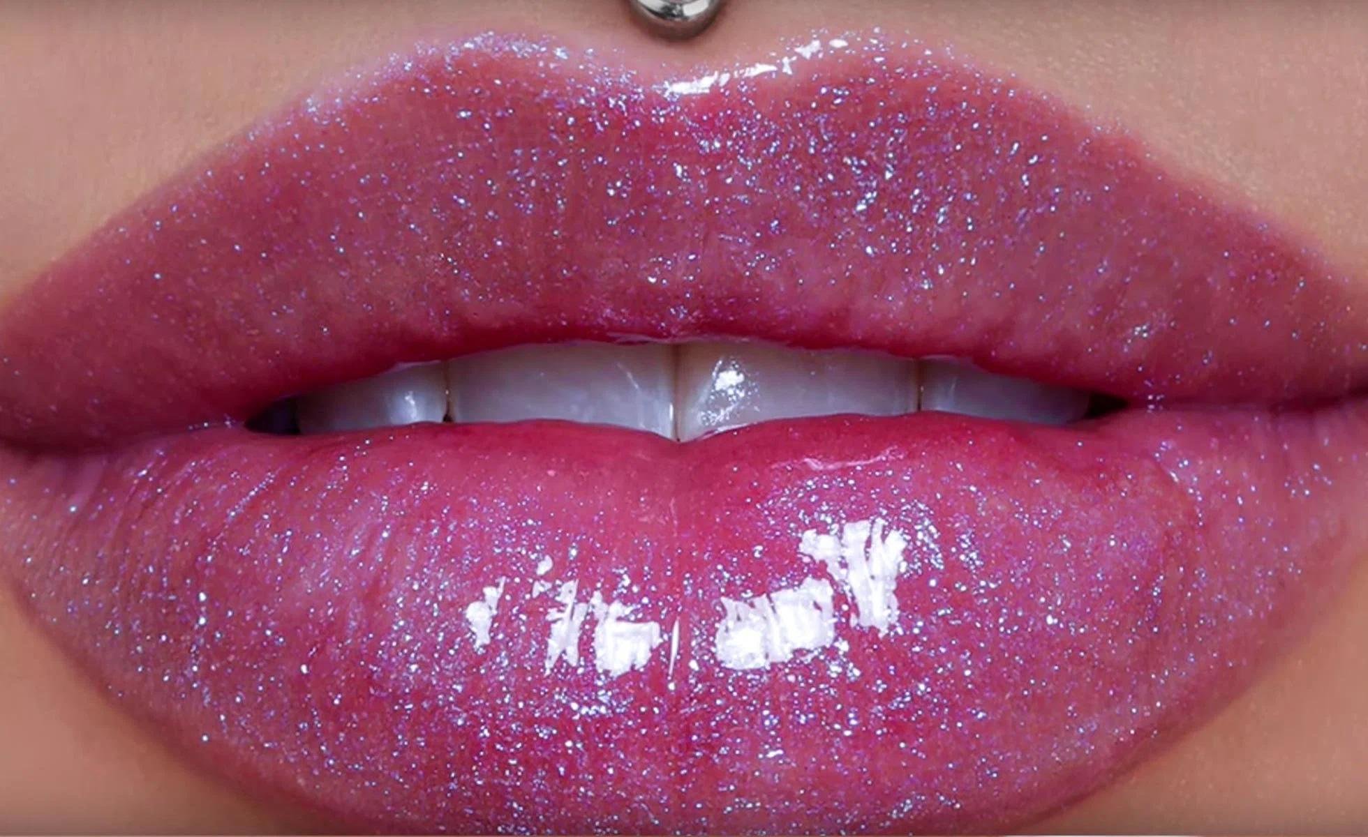 Холодные губы. Jeffree Star Lip Gloss Swatches. Jeffree Star Lip Gloss. Jeffree Star Cosmetics блеск для губ свотчи. Jeffree Star the Gloss.