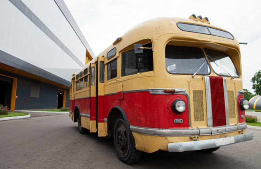 Советские автобусы. ЗИС-155 автобус. Автобусы СССР ЗИС 155. Автобус ЗИС 1950. ЗИС 155 Тбилиси.