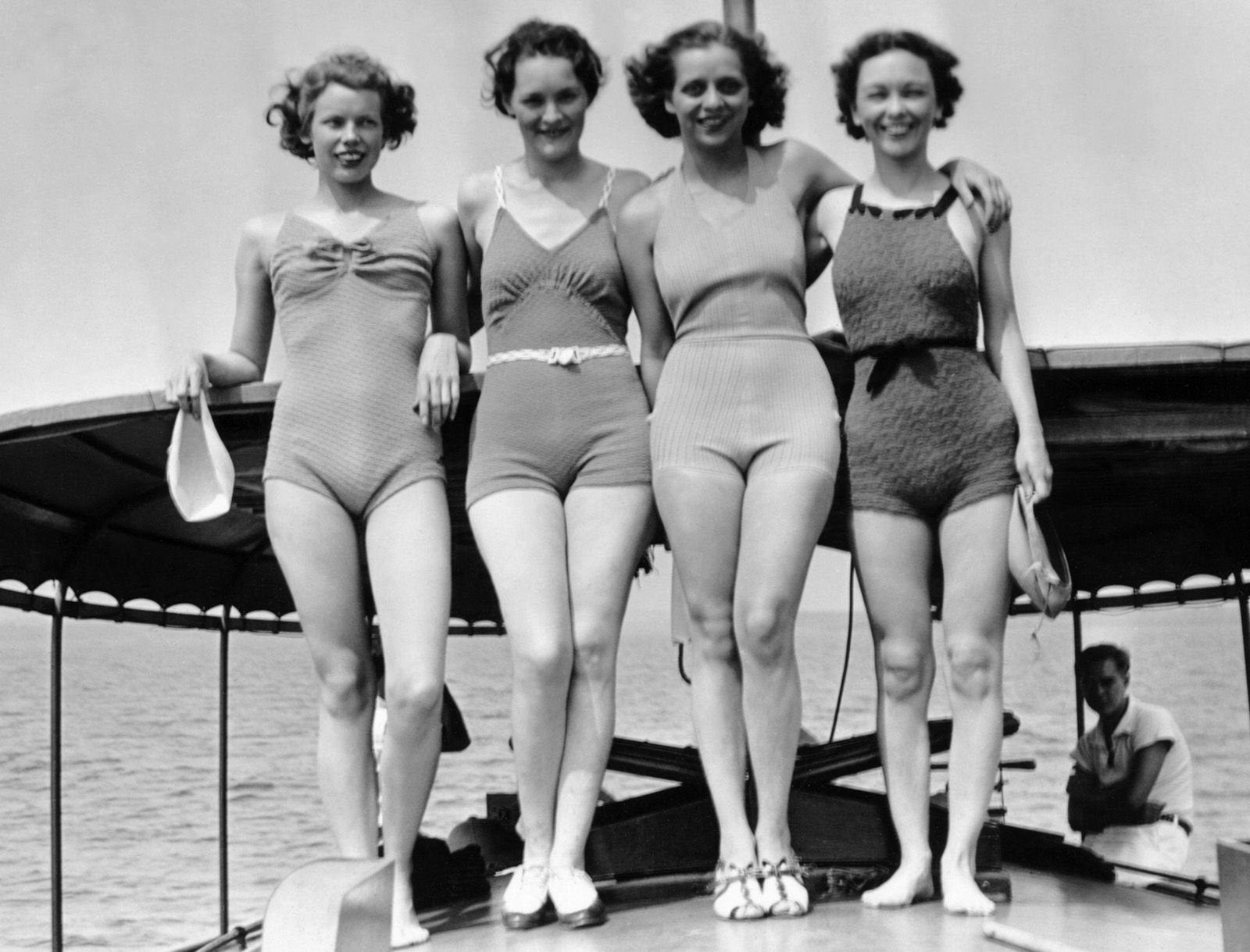 фото советских девушек в купальниках