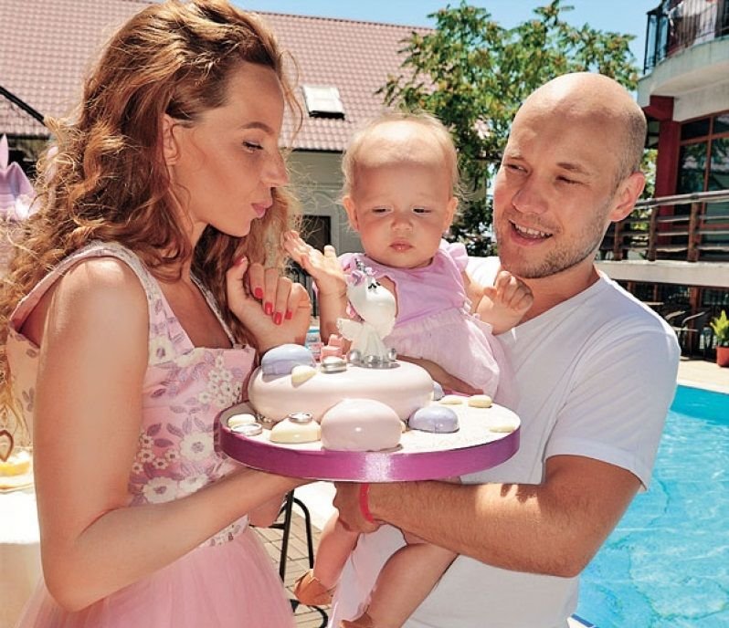 жена владимира селиванова. вован из пацанов жена. владимир селиванов жена 2022. владимир селиванов и виктория. владимир селиванов жена.