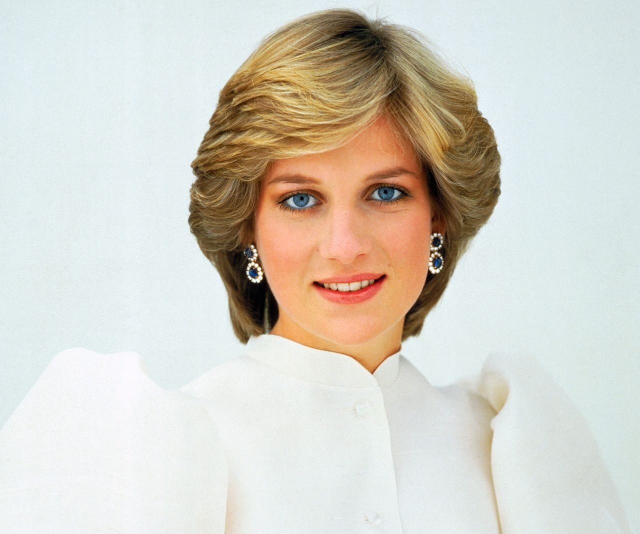 Lady diana. Принцесса Диана. Леди ди портрет. Стюарт Диана. Кристен Стюарт принцесса Диана.