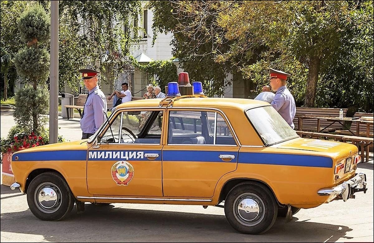Милицейская машина картинки
