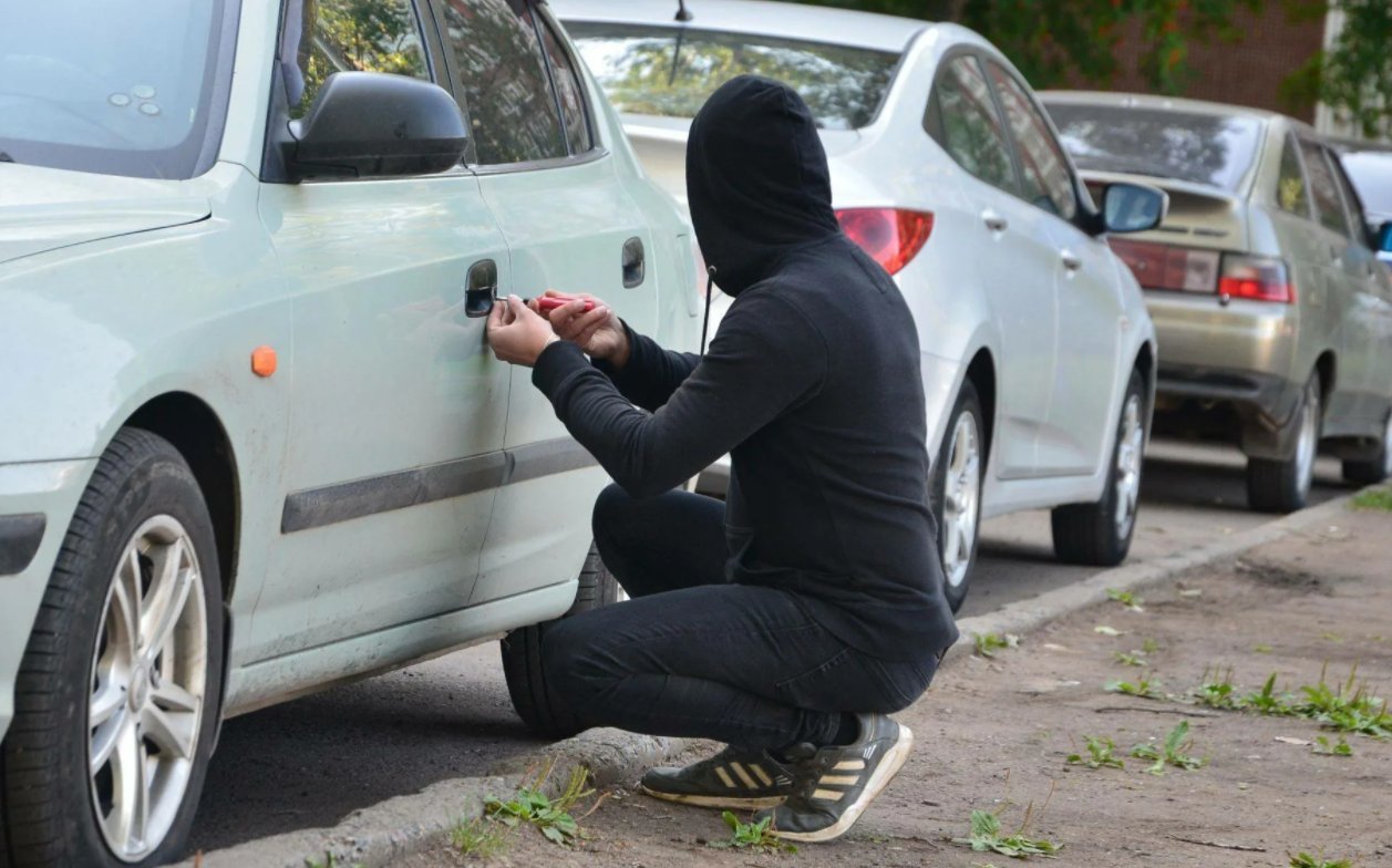 Ограбление авто