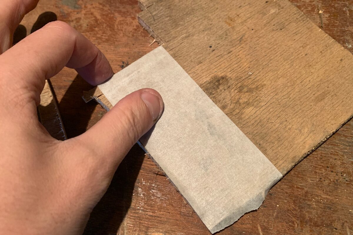 Как отклеить двухсторонний скотч. Как отодрать двухсторонний скотч. Как убрать двухсторонний скотч. Отклеитть ь двухсторонний чкотч от стекла зеркала. Двухсторонний скотч.