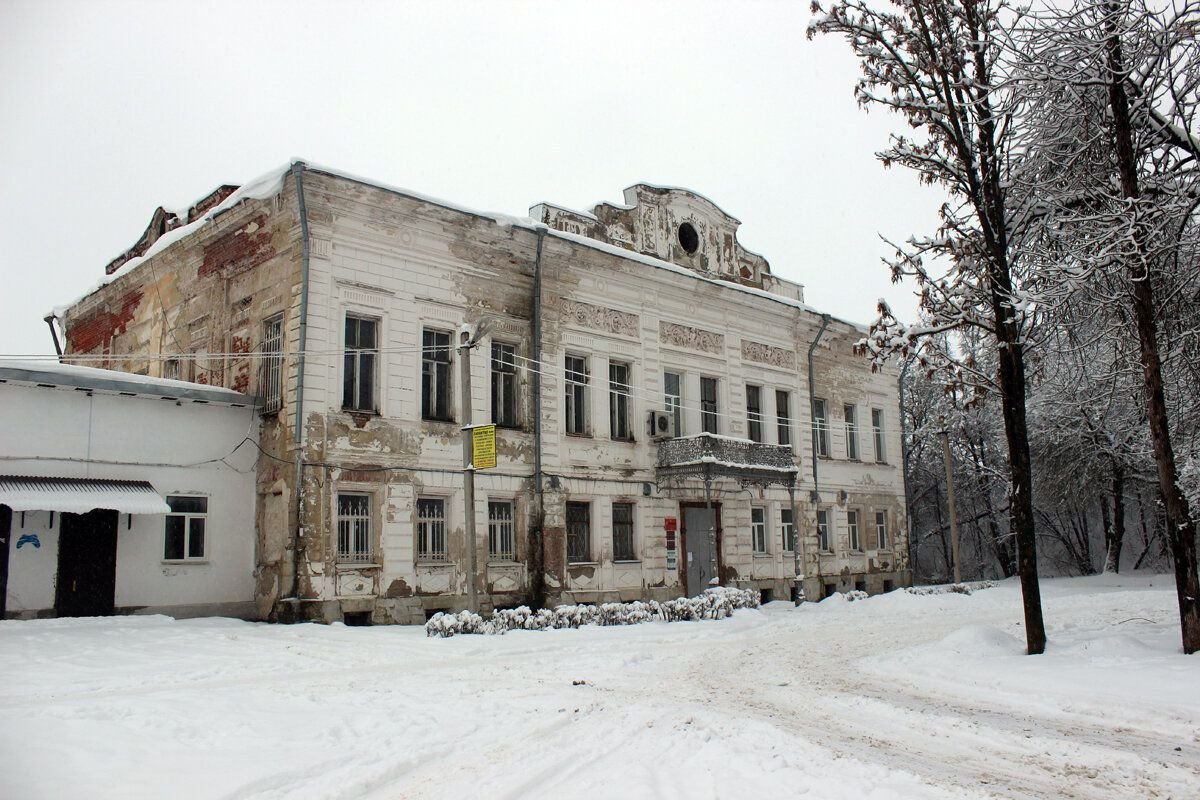 Тверь кашин. Дом Жданова Кашин. Дом купца Жданова в Кашине. Дом Жданова город Кашин. Особняк Струнниковых Кашин.