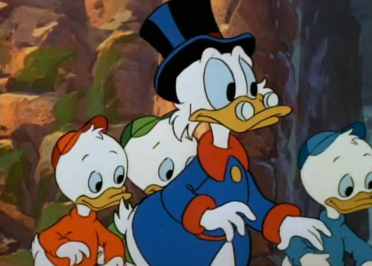 Уолт дисней утиные истории. Скрудж макдак и утиные. Утиные истории мультсериал 2017 скрудж. Герои мультика скрудж макдак. Duck tales скрудж макдак.