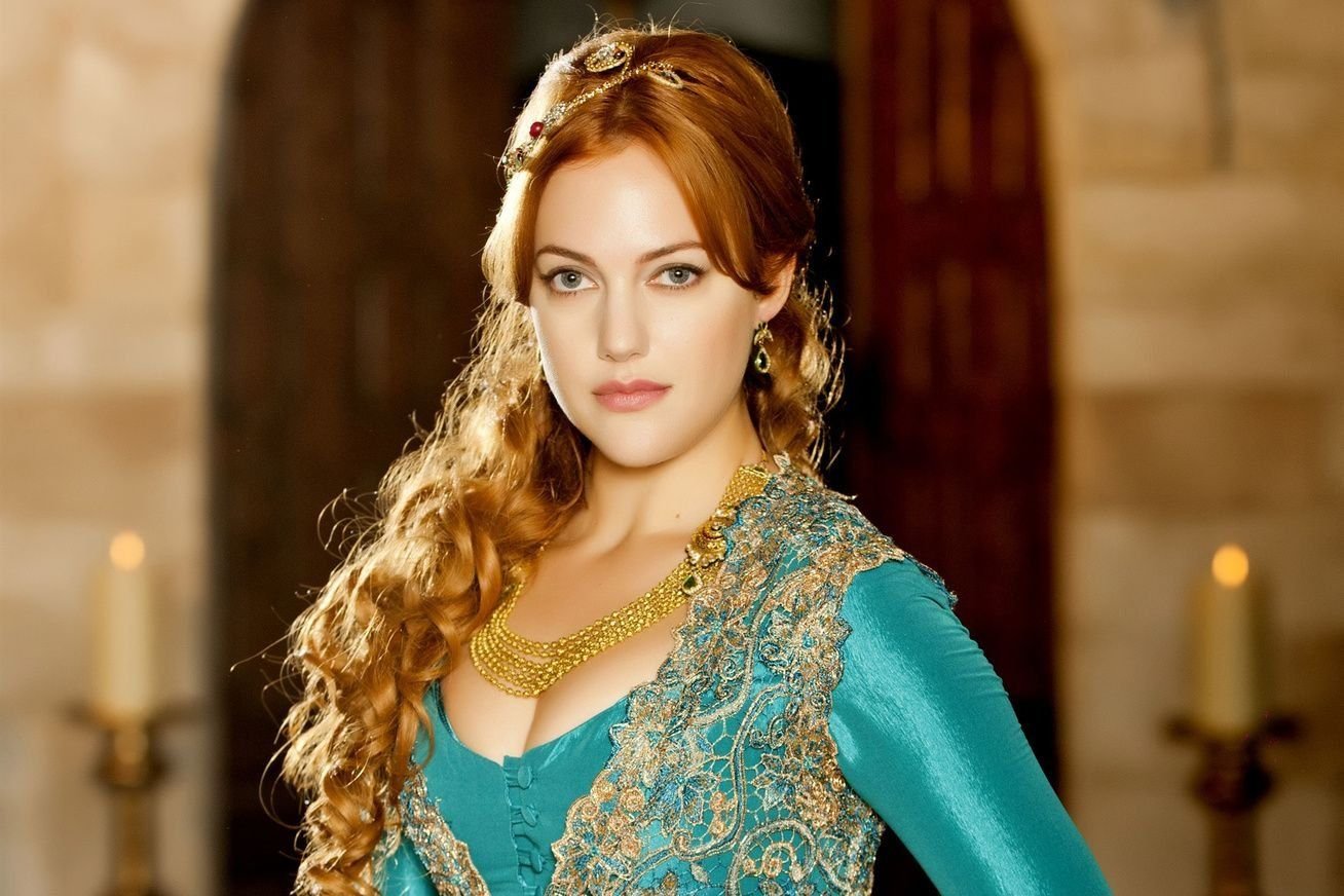 Meryem uzerli