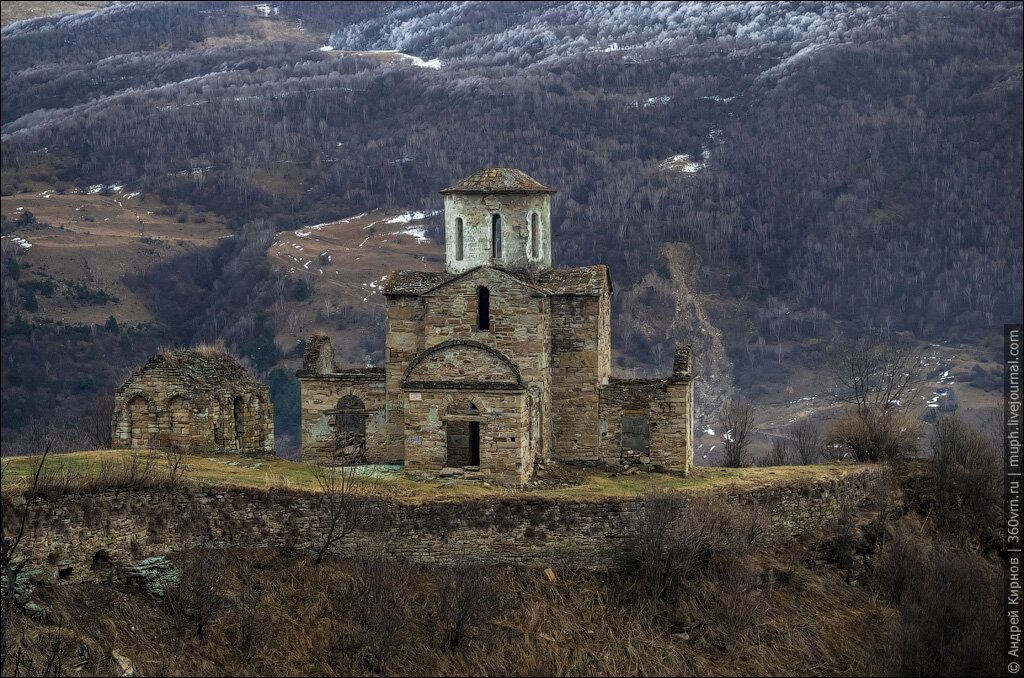 Сентинский храм в теберде