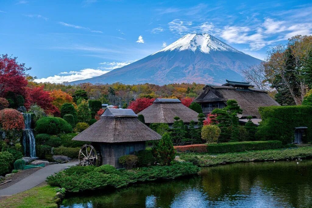 Secret mountain. Oshino Hakkai. Префектура Яманаси. Хаккай. Oshino Hakkai nhật bản.