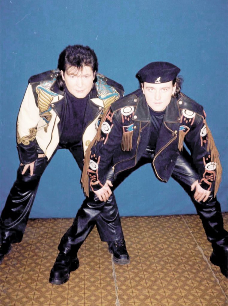 группа мираж салтыкова. группа мы из 90 х девяностые. лихие 90 молодежь. группа мы из 90 х девяностые. ремиксы 90 в современной обработке.