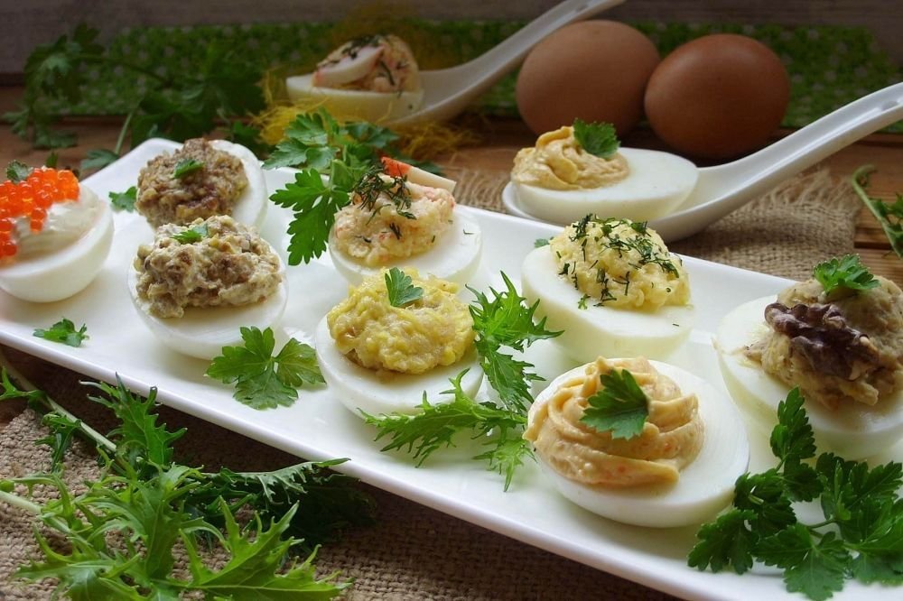 Закуски с яйцами рецепты с фото простые