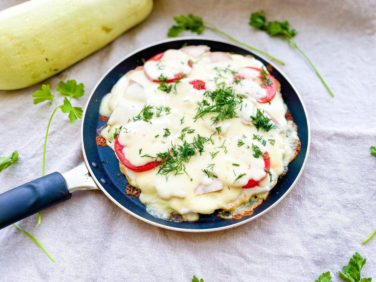 пицца из кабачков на сковороде без муки и манки рецепт фото 95