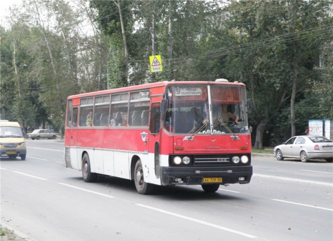 Маршрут ревда екатеринбург. 151 Автобус Ревда. Автобус 729. Автобус Екатеринбург. Автобус 151 Ревда Екатеринбург.