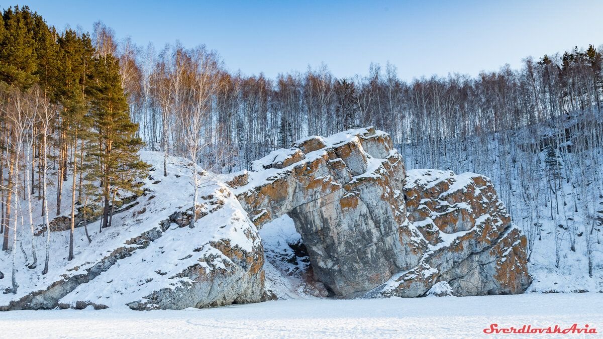 Скала каменные ворота Каменск-Уральский