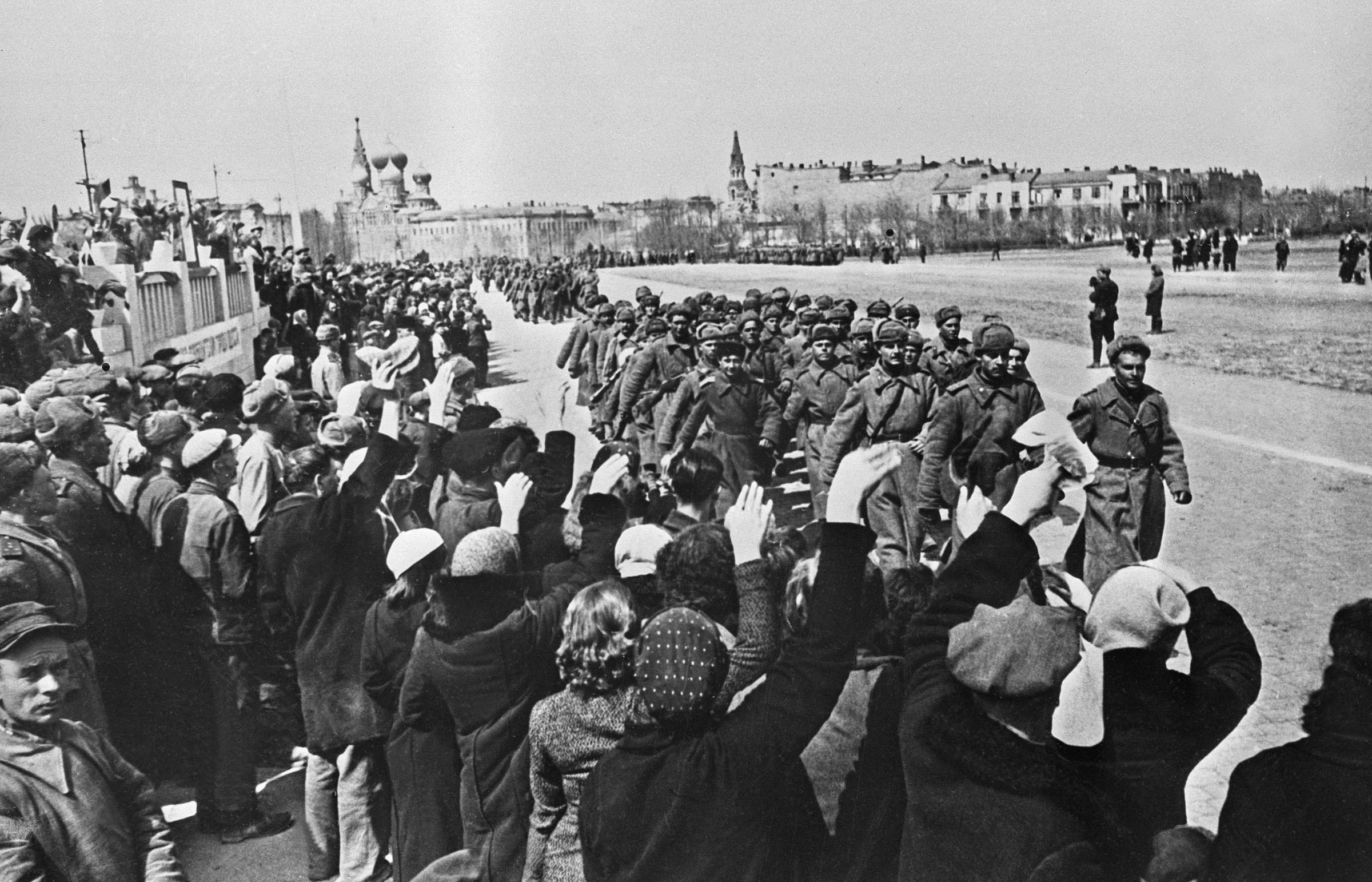 Одесса 10 апреля 1944 года. Освобождение Одессы в 1944 году. 28 Октября 1944 — день освобождения Украины от фашистских захватчиков.. Одесса 1944 после освобождения.