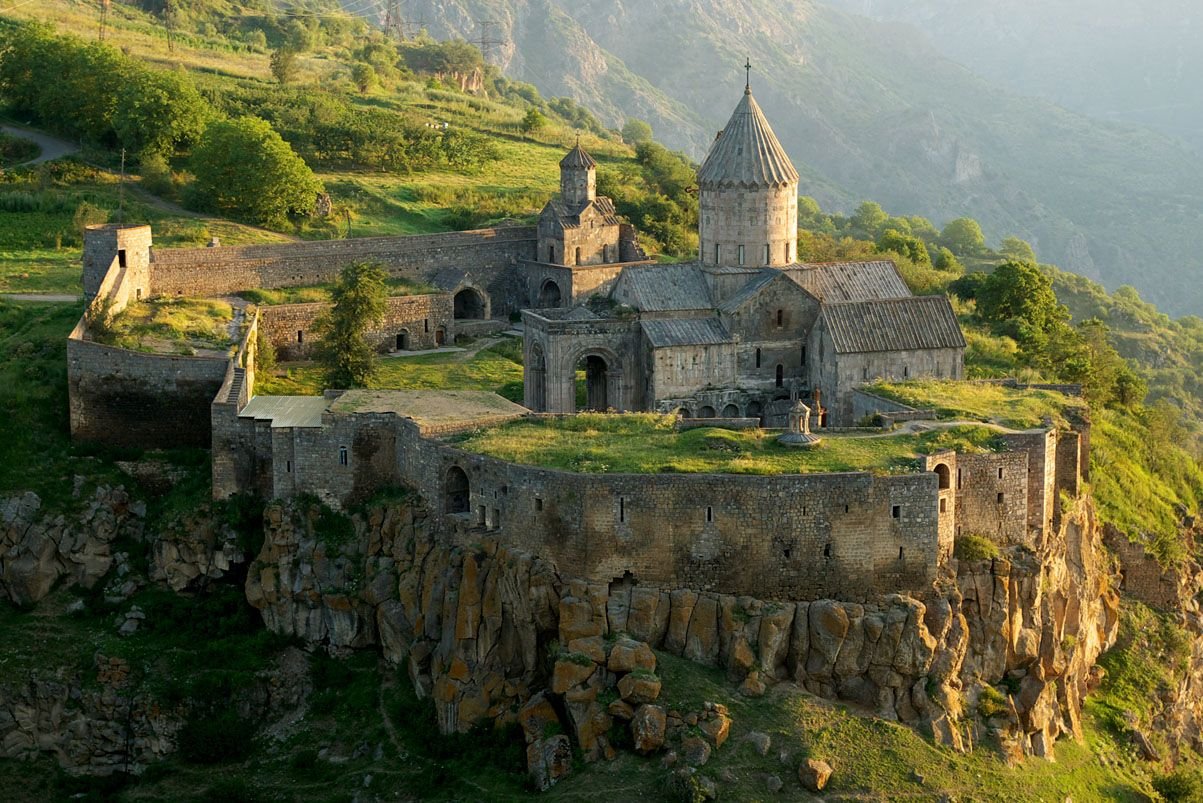 Армянская Церковь Tatev