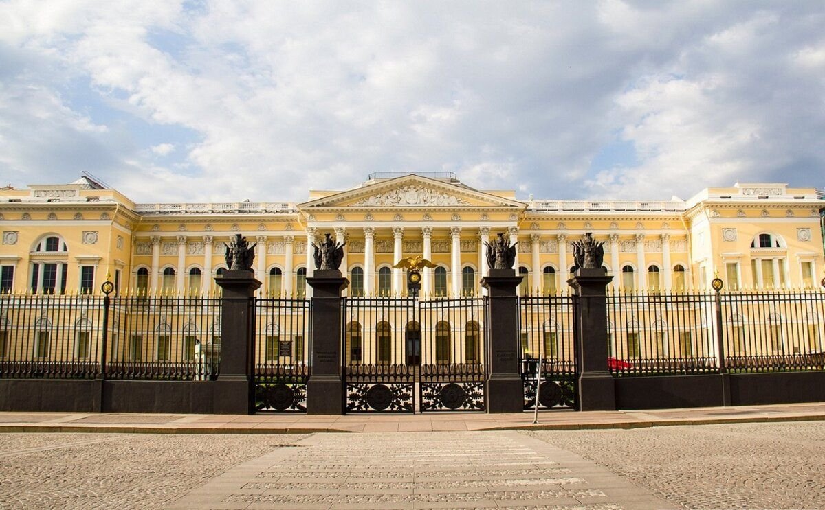 Музей санкт петербурга фото. Русский музей, Михайловский дворец, Санкт-Петербург. Михайловский дворец русский музей в Петербурге. Росси Архитектор Михайловский дворец. Русский музей Михайловский дворец в Санкт-Петербурге Архитектор.