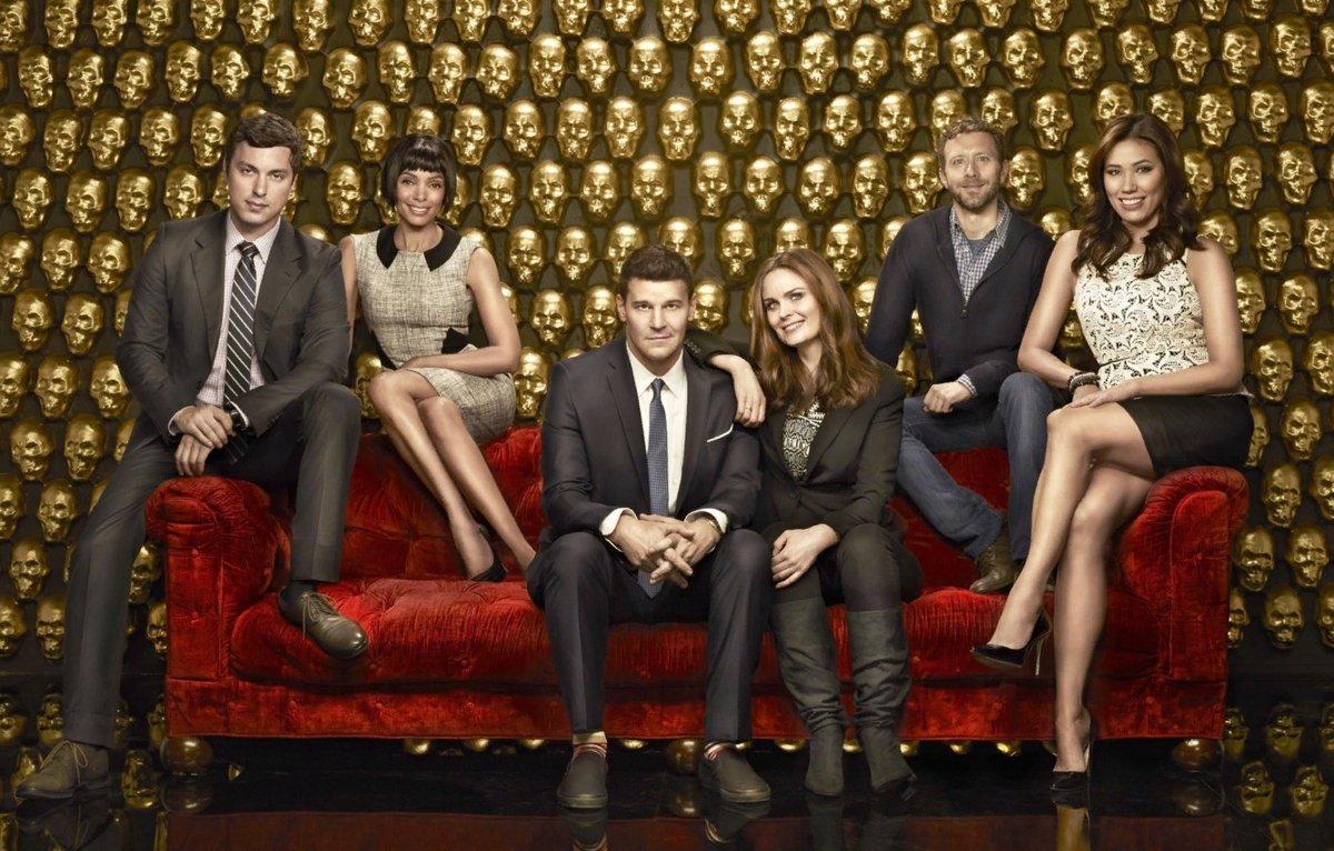 Актерский состав последнего. Кости сериал 2005–2017. Кости сериал актёры. Сериал кости 1 сезон. Кости сериал фото.