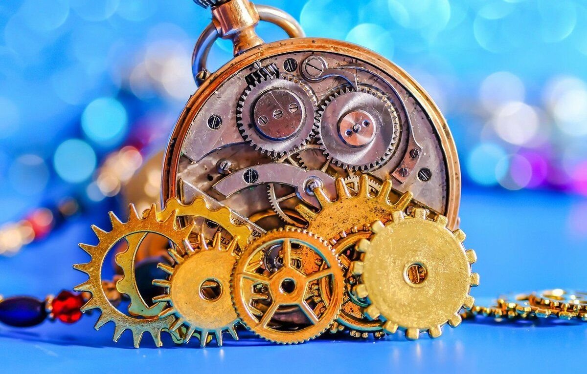 крупно механический. часовой механизм. необычные часы. механические часы механизм. часы с механизмом.