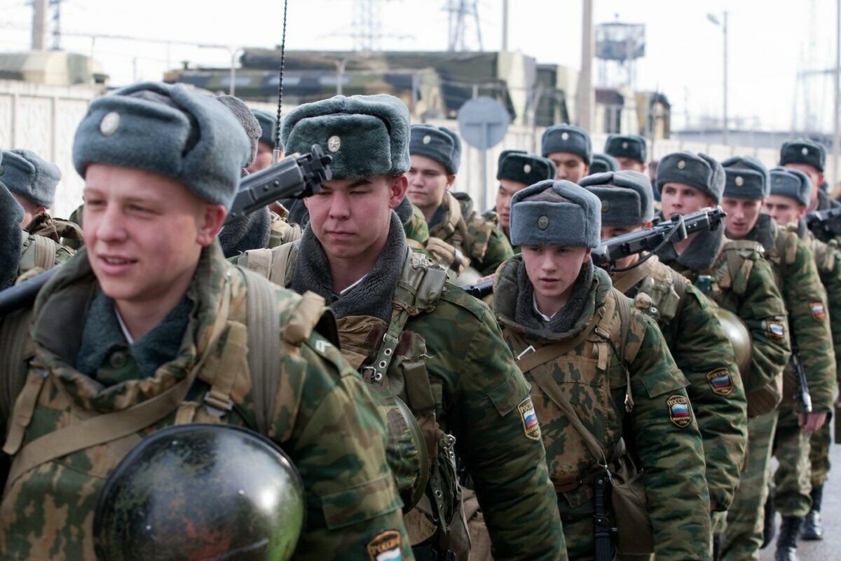 Солдаты сегодняшнего дня. Русский солдат в Таджикистане. Солдаты РФ армия 2007\. Таджики в Российской армии. Российские войска в Таджикистане.