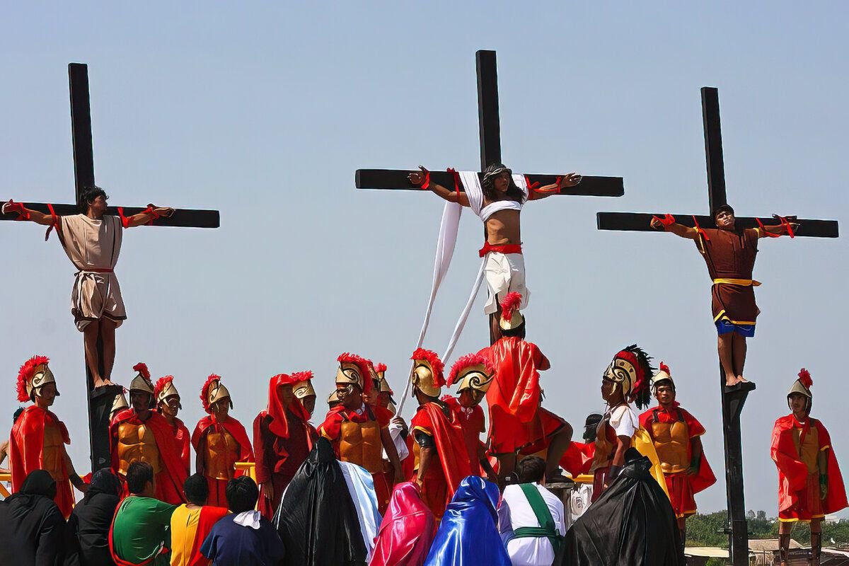 месяц распятия