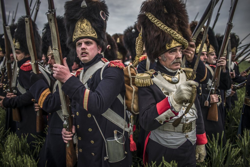 Самые в военной истории. Французская гвардия 1812. Гвардия Наполеона Ватерлоо. Французская гвардия Ватерлоо. Старая гвардия Наполеона при Ватерлоо.