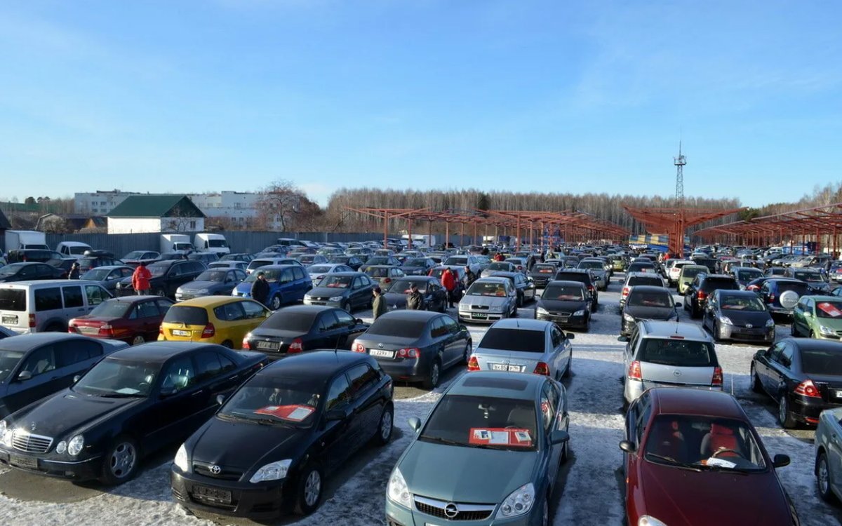 Пр гнать. Авторынок. Авторынок Москва. Автомобильный рынок Латвии. Авторынок Екатеринбург.