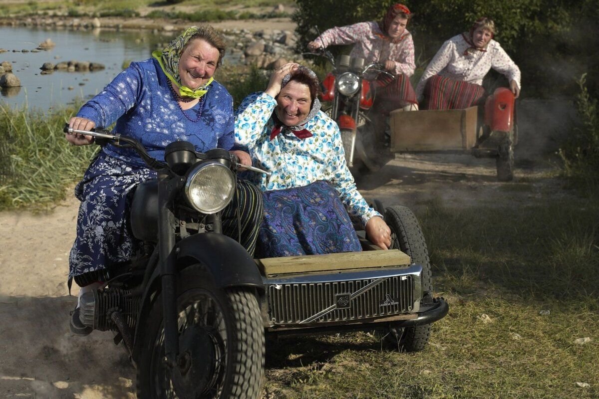 Бабоньки картинки прикольные