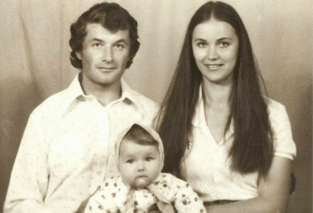 оксана федорова с детьми и мужем фото