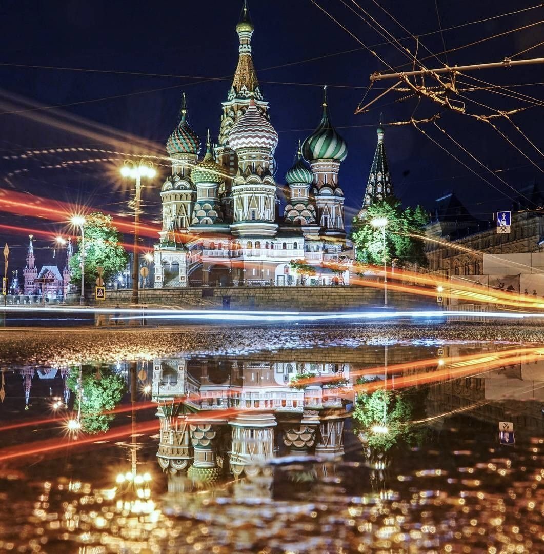 В москве всю ночь. Москва храм Василия ночь. Ночная Москва. Москва красиво. Красивые места в Москве ночью.