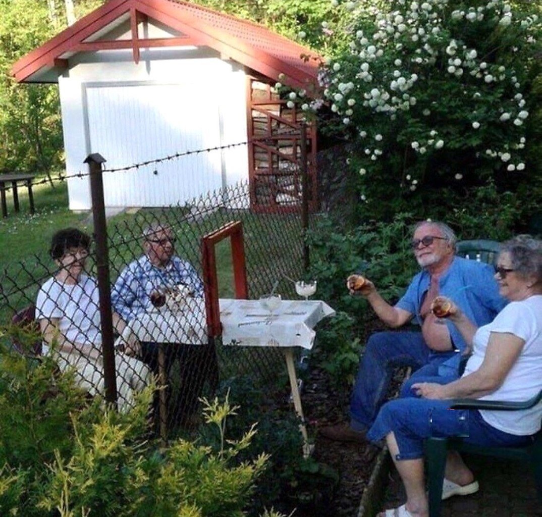 Картинка дружбы соседей