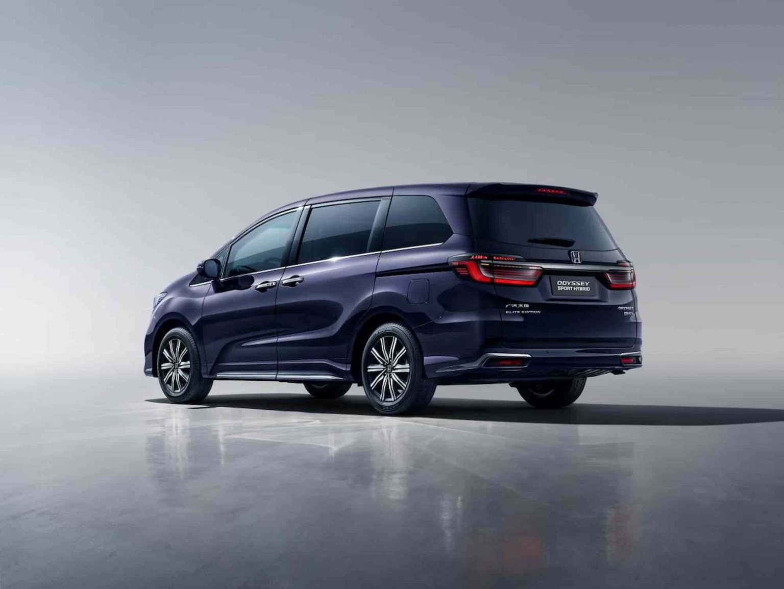 РњРёРЅРёРІСЌРЅ Honda Odyssey