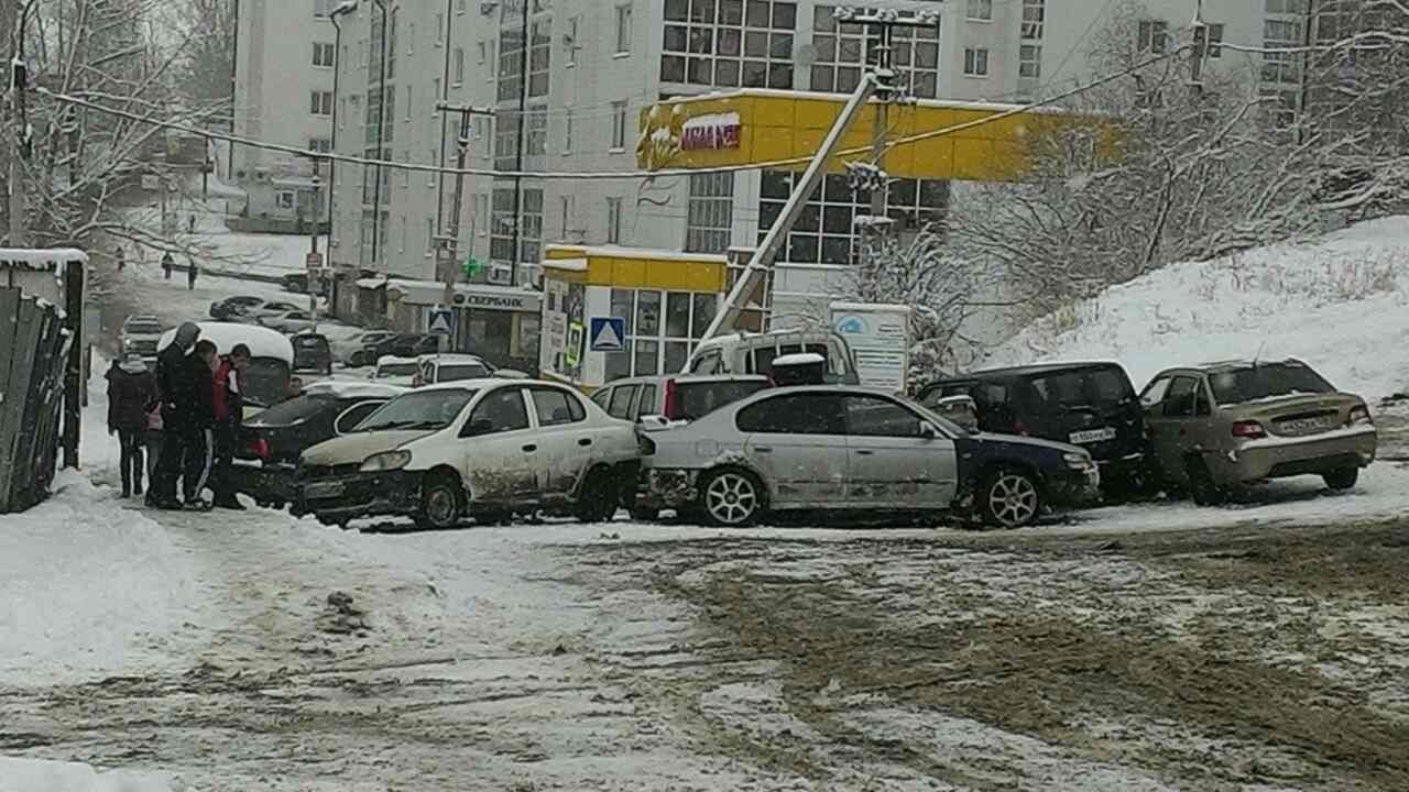 День жестянщика. День жестянщика праздник. Сегодня день жестянщика. День жестянщика фото.
