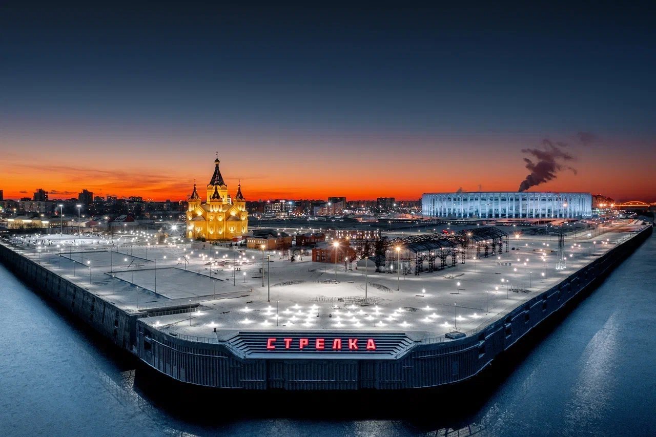 Стрелка храм