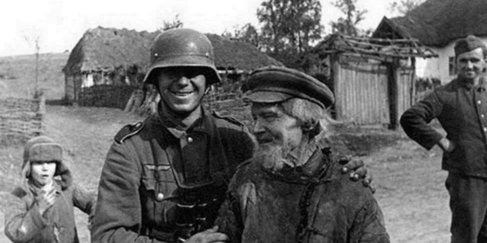 История Матвея Кузьмича 82-х лет от роду. Он обещал немцам вывести их в тыл Красной армии